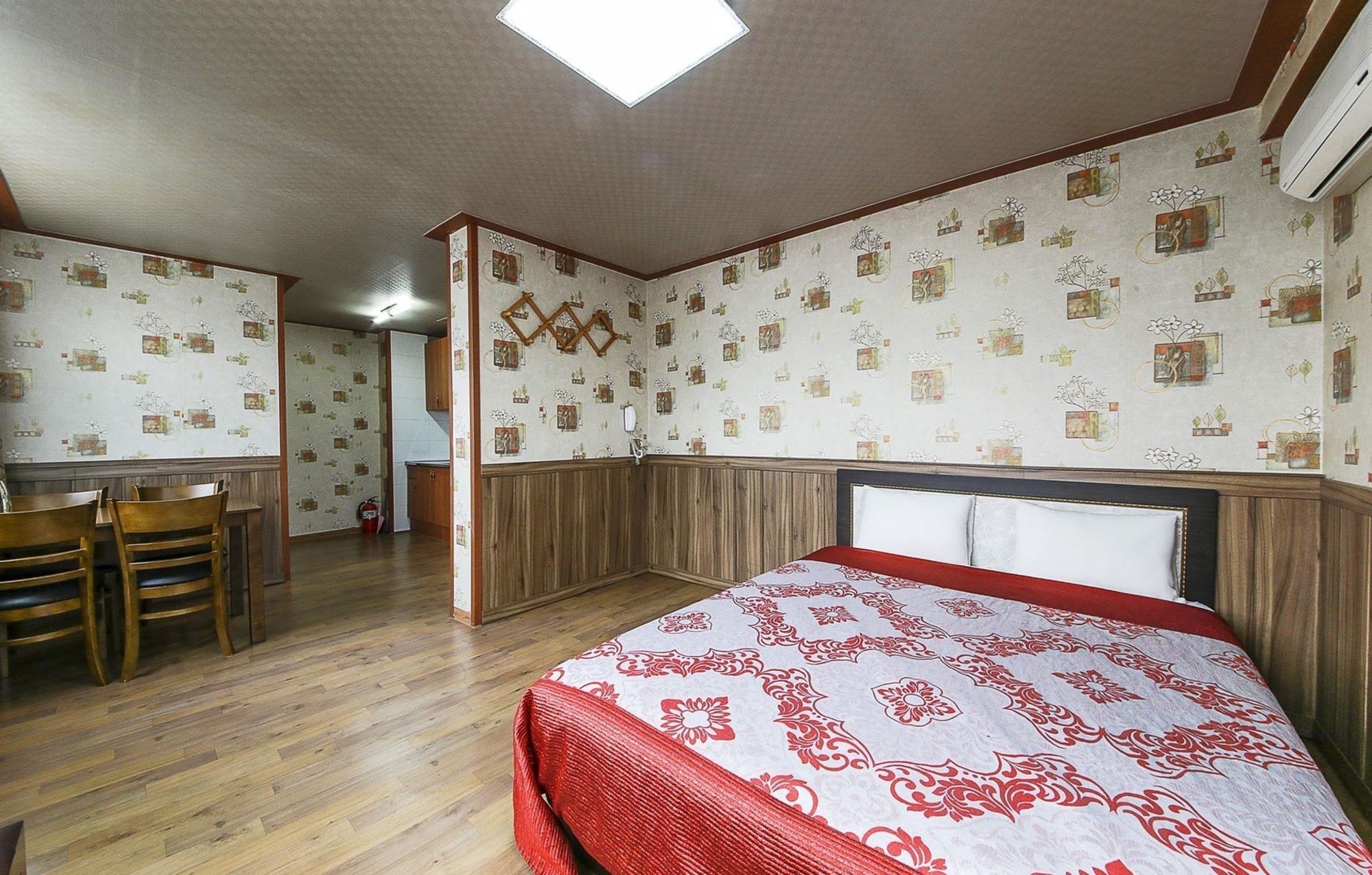 Venus Motel & Pension Boryeong Buitenkant foto