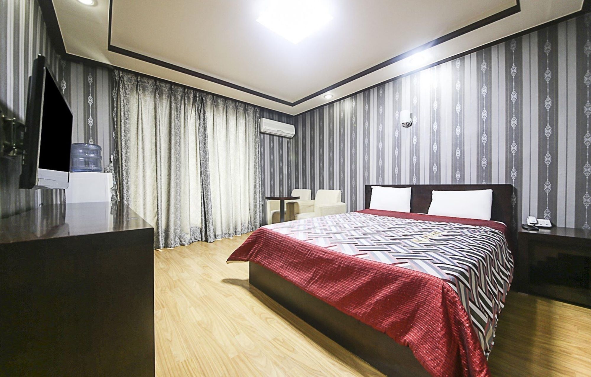 Venus Motel & Pension Boryeong Buitenkant foto