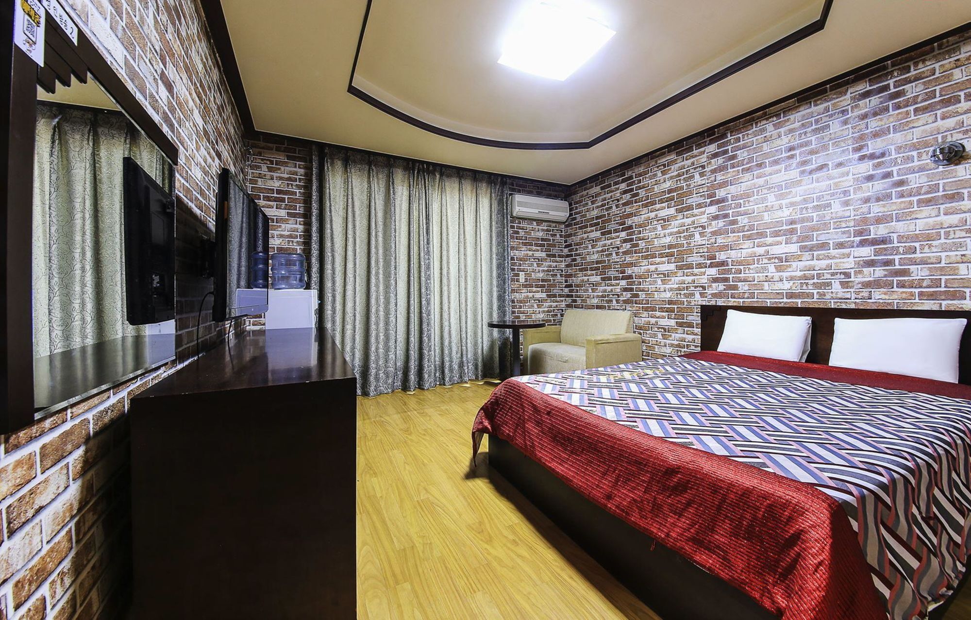 Venus Motel & Pension Boryeong Buitenkant foto
